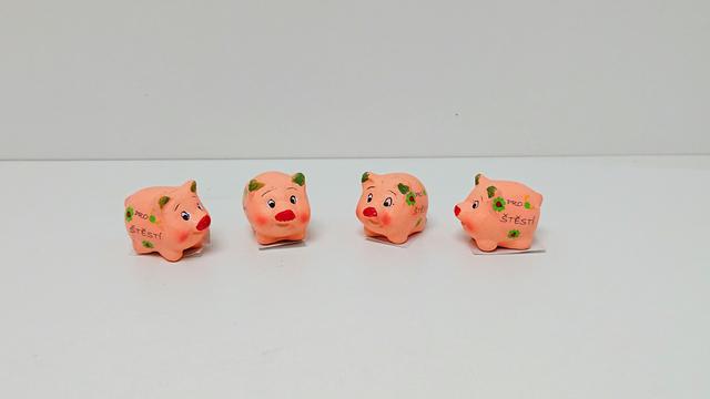 Miniprasátko růžové pro štěstí 4x3cm